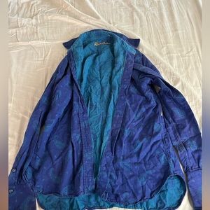 ROBERT GRAHAM BUTTON UP